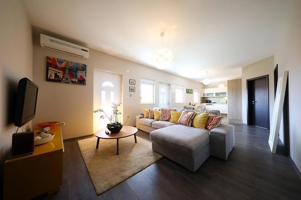 Luxury Apartment Rougemarin Pakoštane